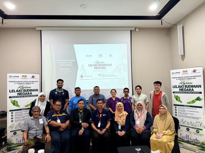Gambar kenangan peserta Perbincangan Kumpulan Berfokus (FGD) Pahang